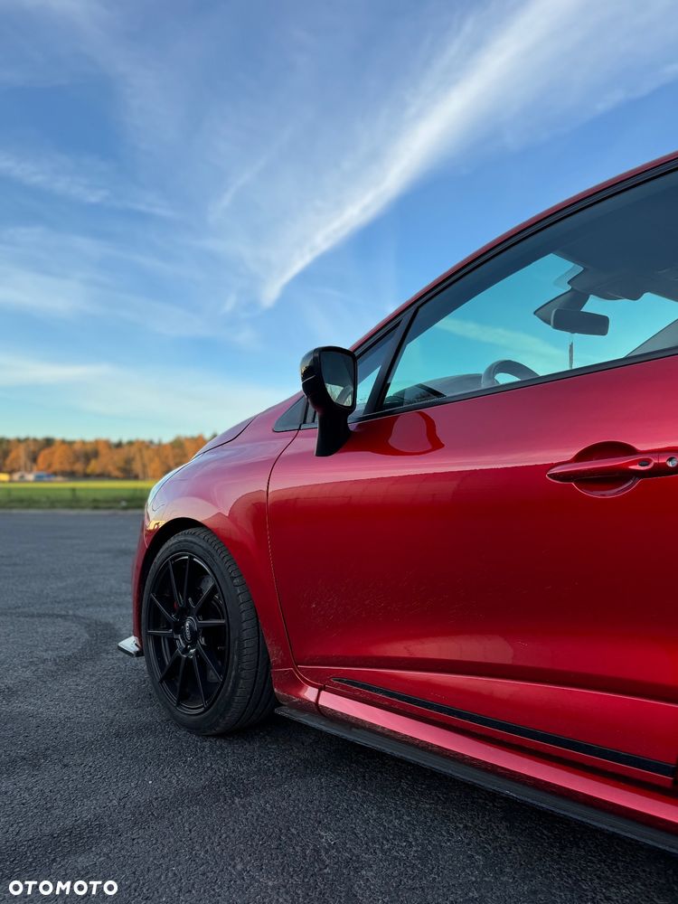 Renault Clio 1.6 R.S 200 EDC EU6 - 9