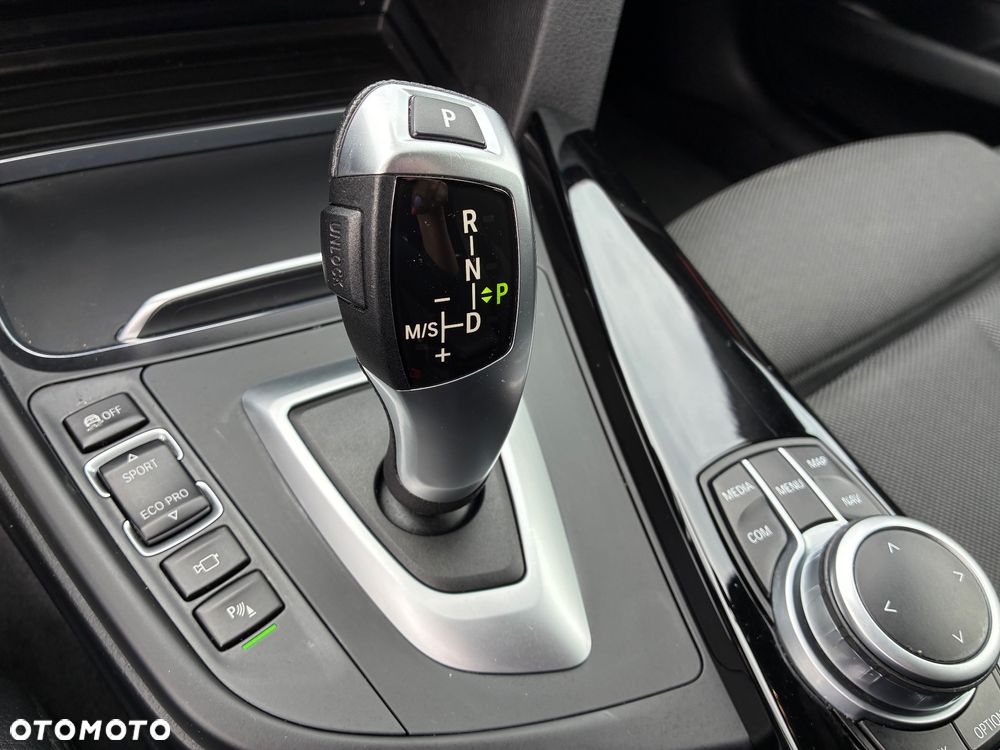 BMW 3GT 320d xDrive - 20