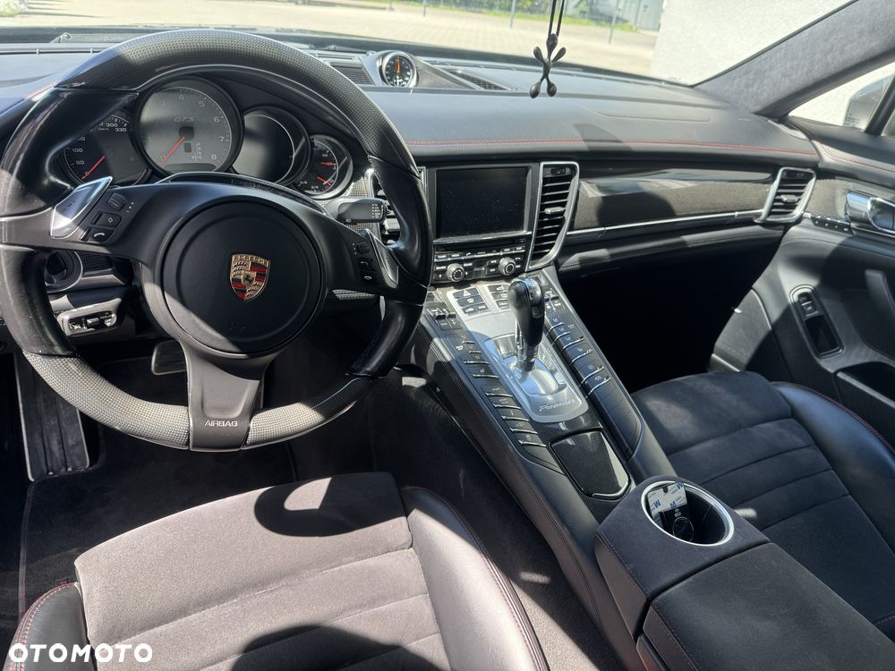 Porsche Panamera - 7