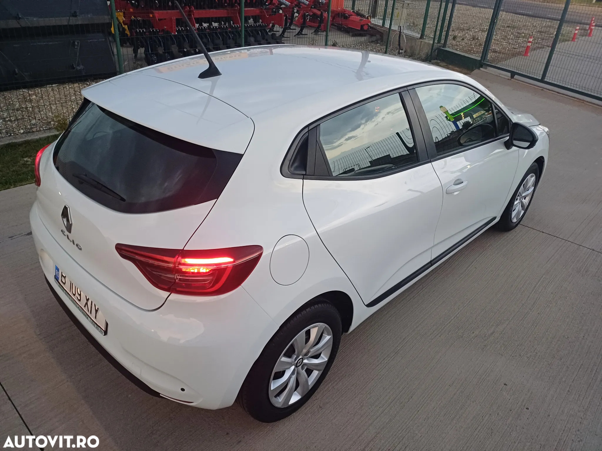 Renault Clio V 1.0 TCe Life - 18