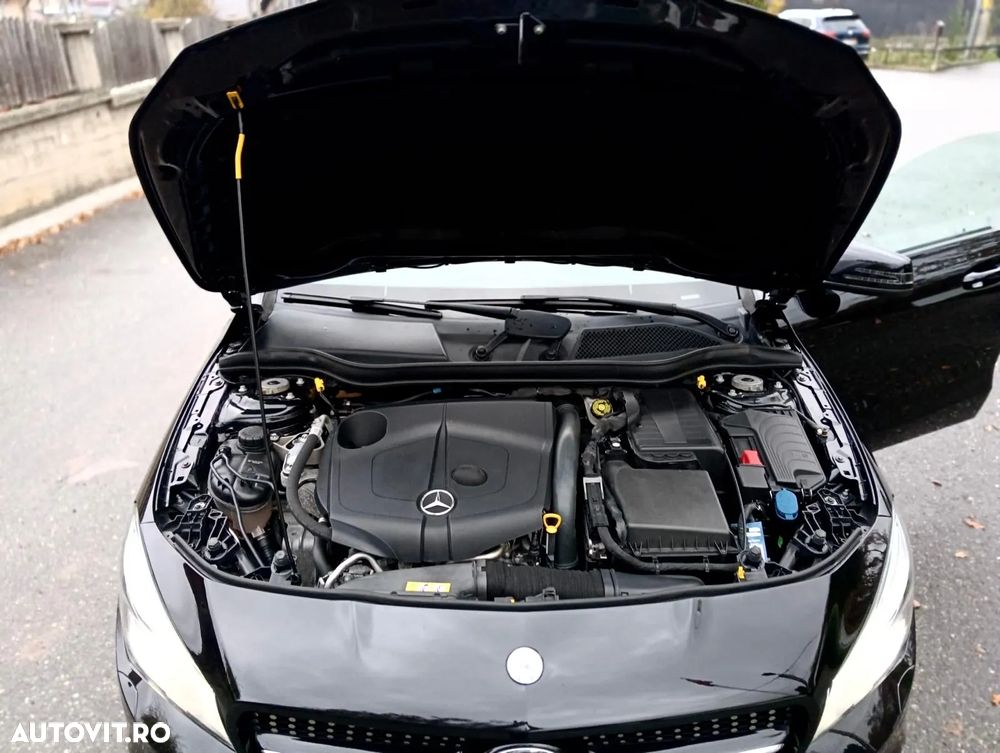 Mercedes-Benz CLA Shooting Brake 220 d 7G-DCT AMG Line - 32