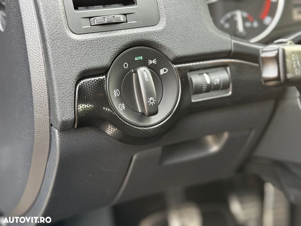 Skoda Octavia 2.0 TFSI RS - 10