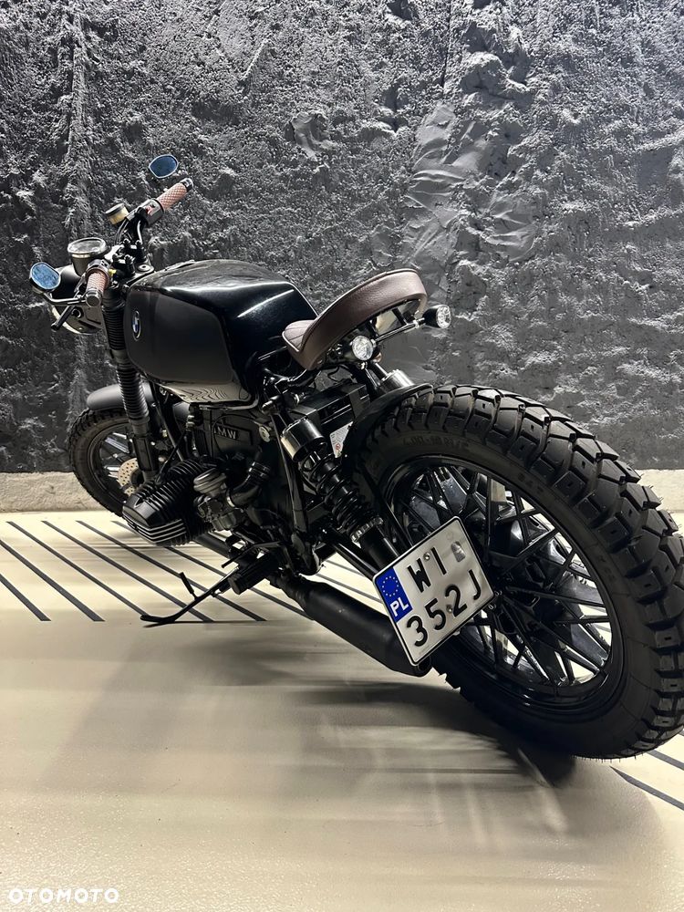 BMW R - 1