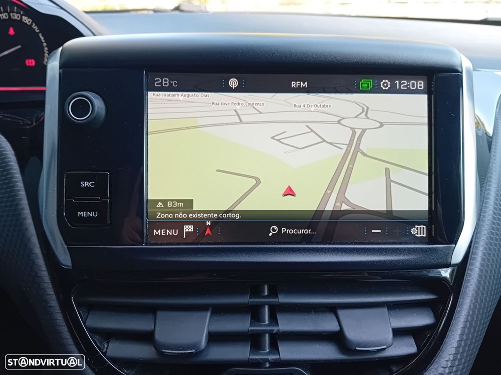 Peugeot 2008 1.2 PureTech GT Line - 21