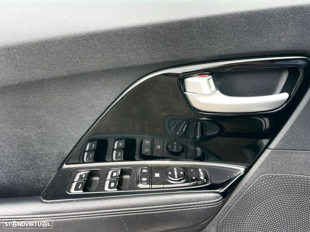 Kia Niro 1.6 GDi HEV EX - 23