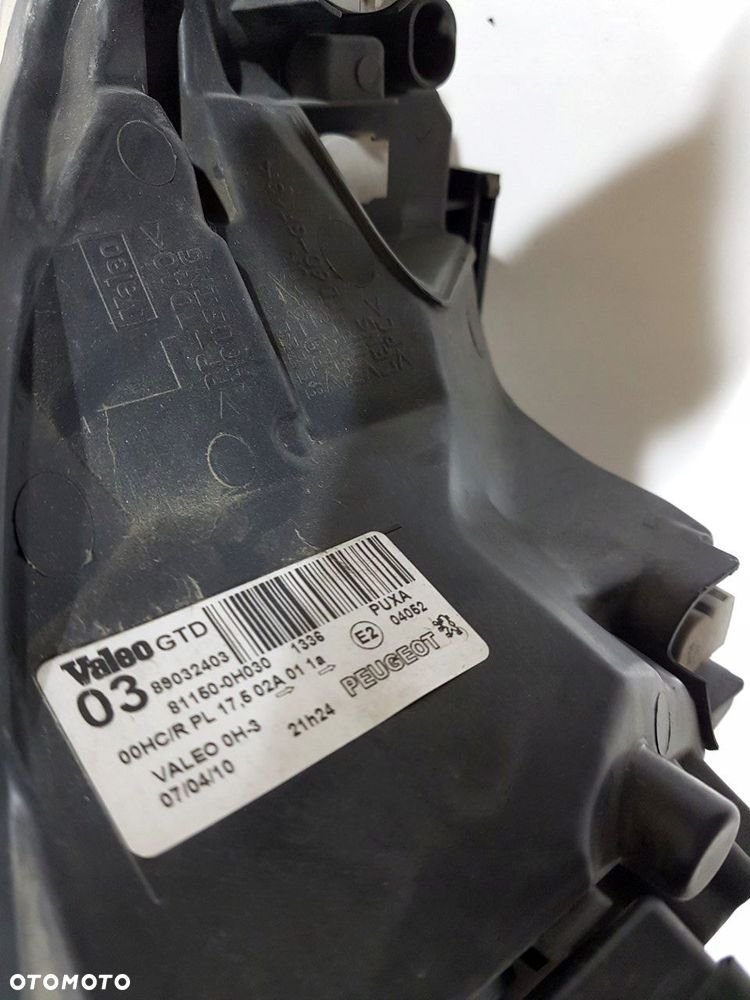PEUGEOT 107 LAMPA PRZÓD PRZEDNIA LEWA EUROPA ORYGINAŁ - 4