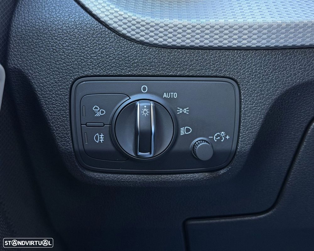 Audi Q2 30 TFSI Advanced - 17