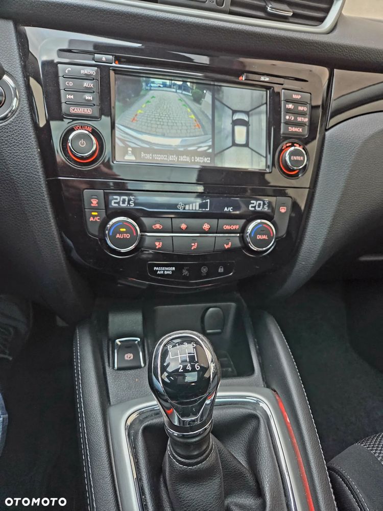 Nissan Qashqai 1.6 DIG-T 360 - 26