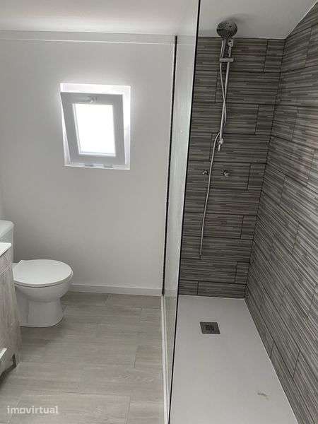 Moradia T3+T1 rendimento 1200€ mes - Grande imagem: 5/8