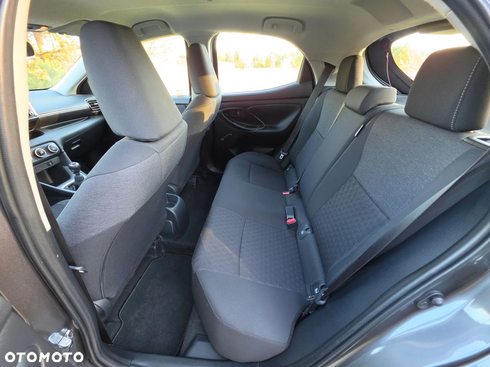 Toyota Yaris 1.5 Comfort - 24