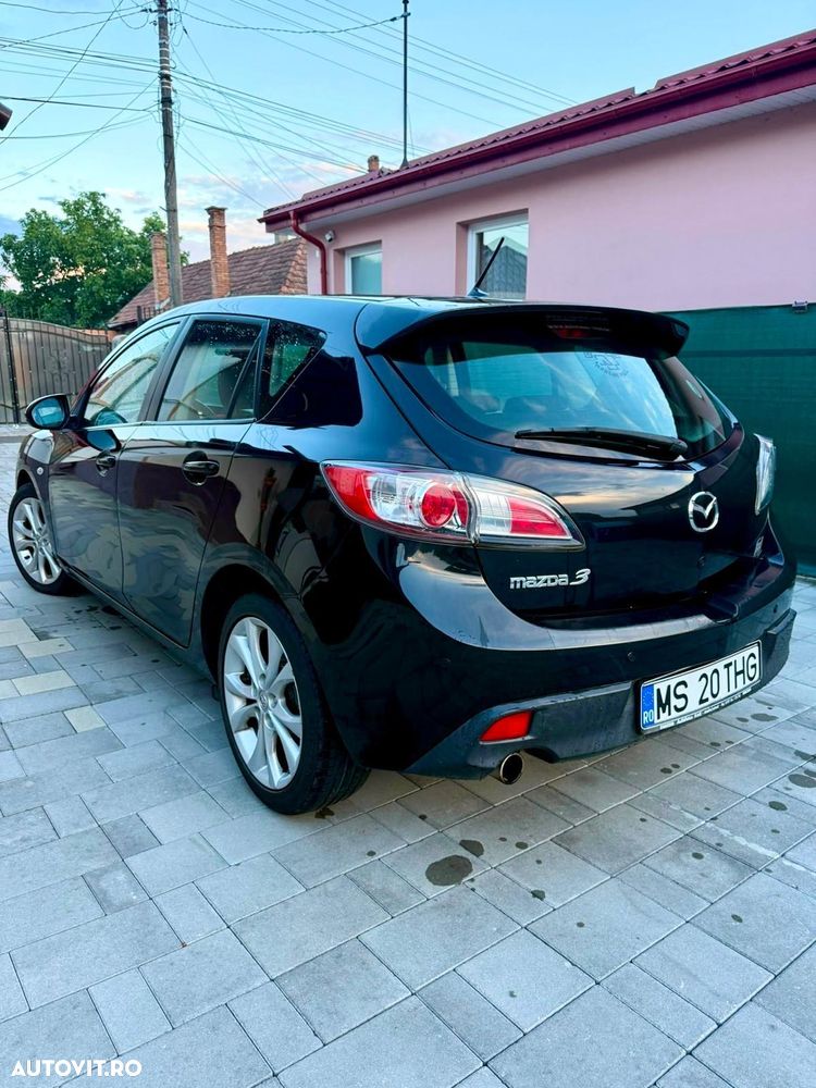 Mazda 3 - 4
