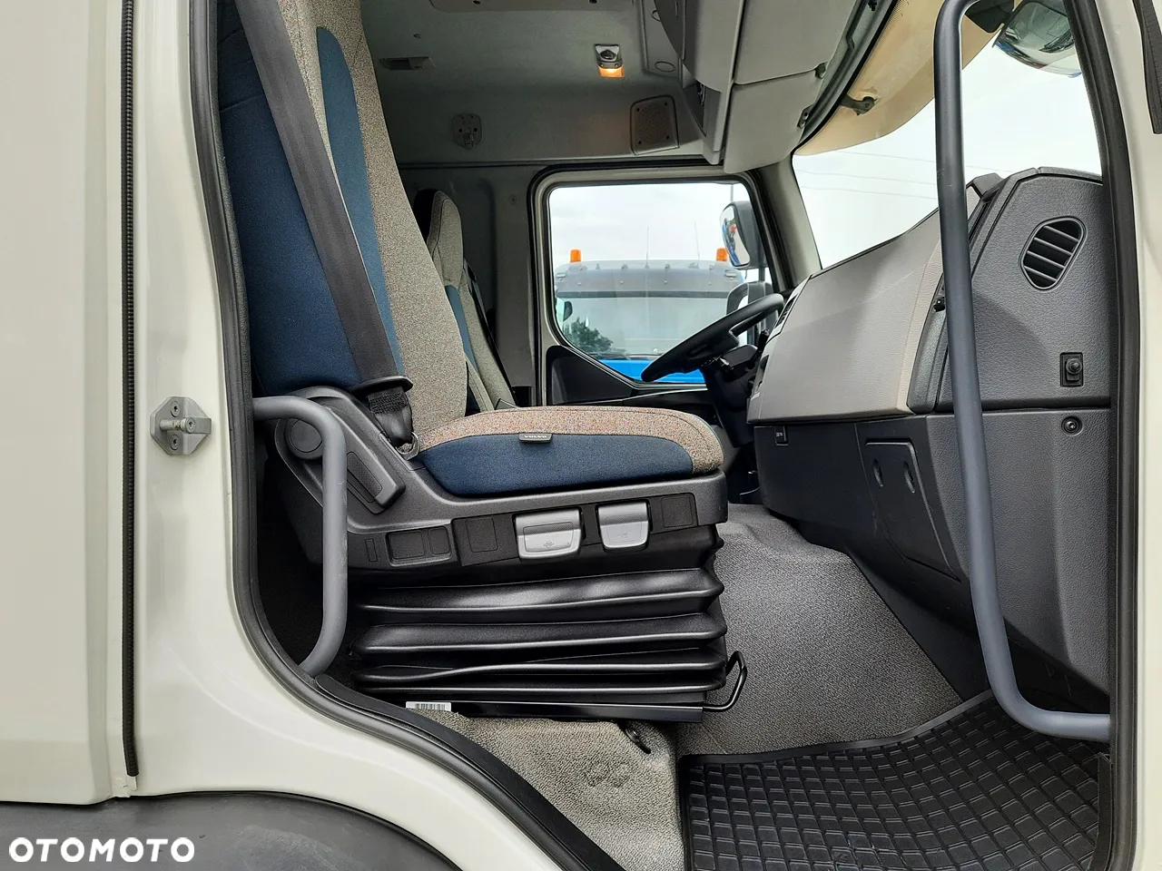 Volvo FE 280 / DMC 18t/ WINDA BAR 2t / - 16