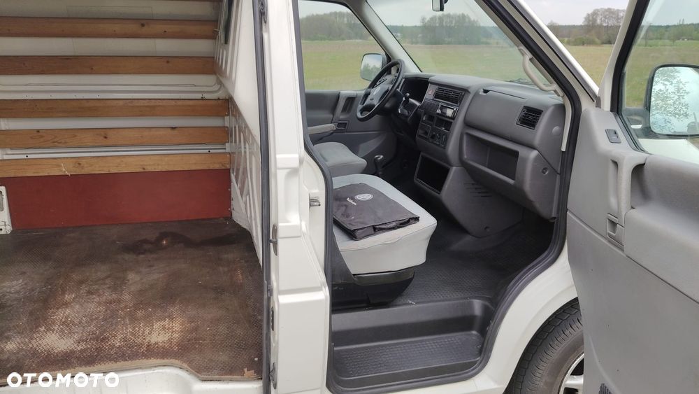 Volkswagen Transporter - 5