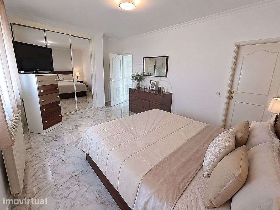 Moradia T4 para venda - Grande imagem: 4/4