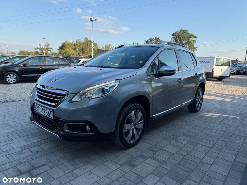 Peugeot 2008 1.2 Pure Tech Allure S&S - 25