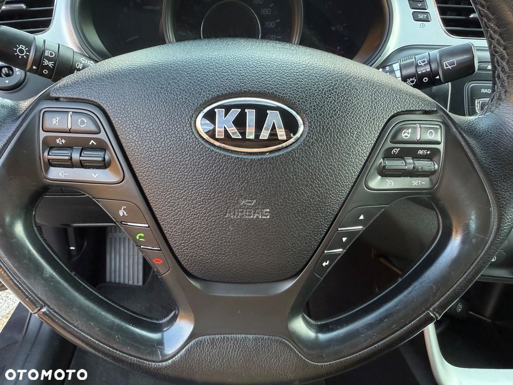 Kia Ceed Cee'd 1.6 GDI L - 18