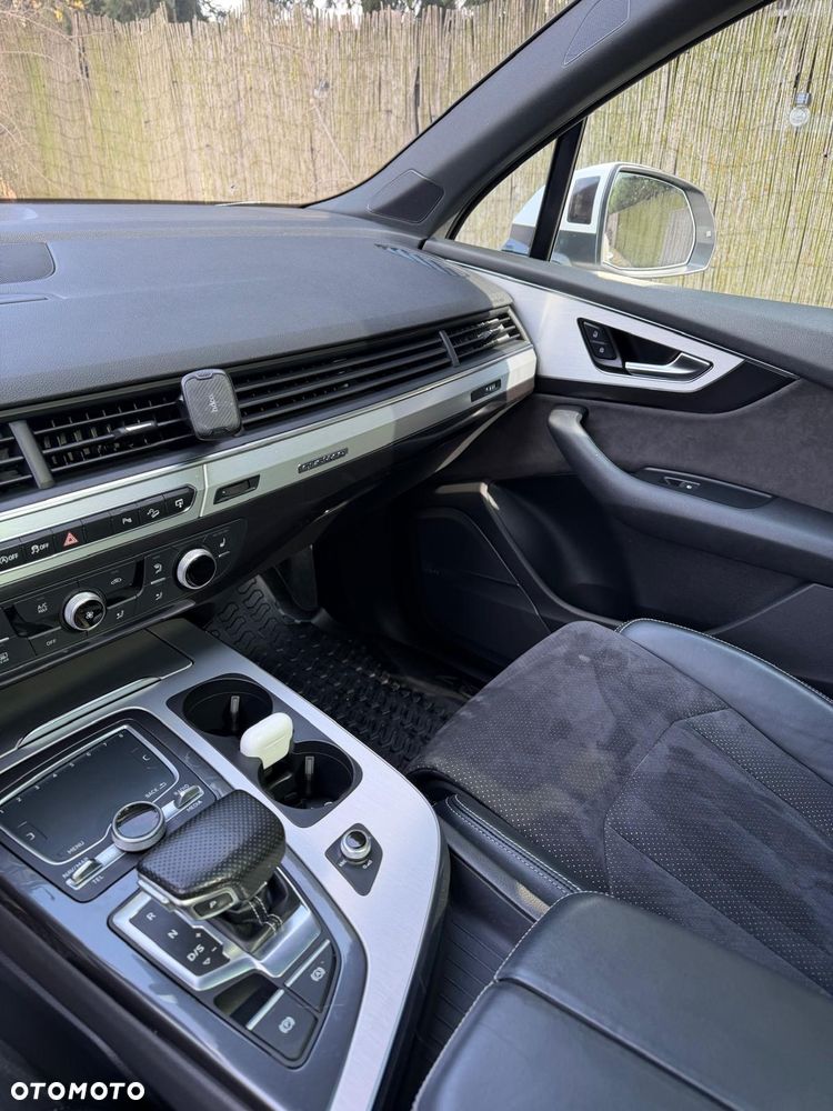 Audi Q7 - 13