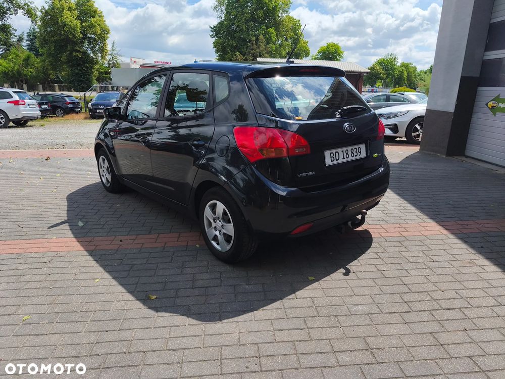 Kia Venga 1.4 CRDi 90 Attract - 3