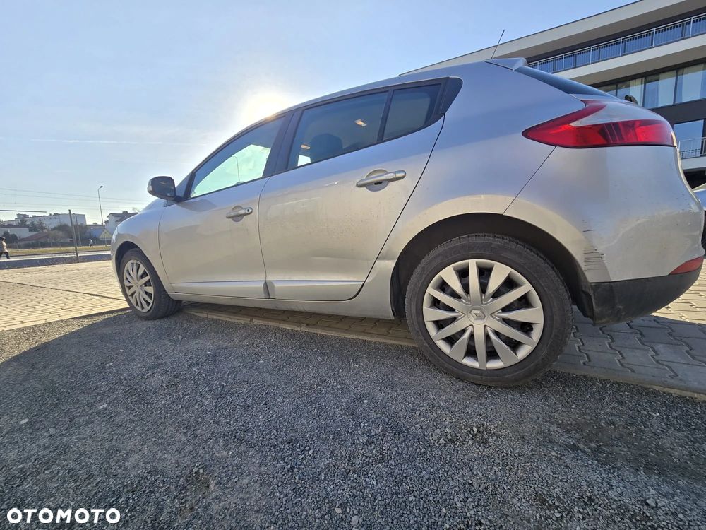 Renault Megane 1.5 dCi Bose - 10