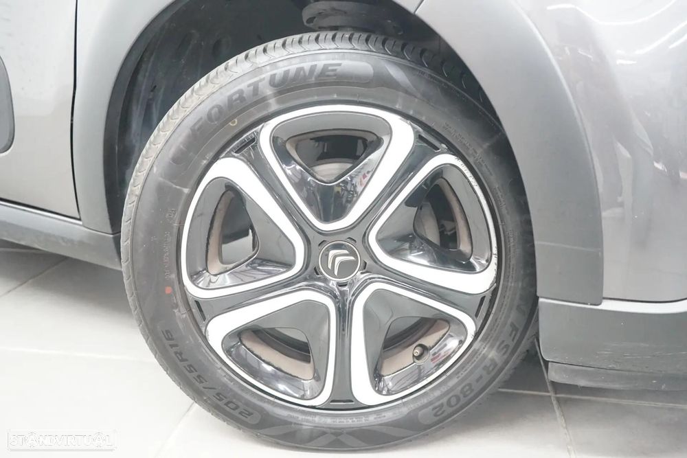 Citroën C3 1.2 PureTech Shine - 9