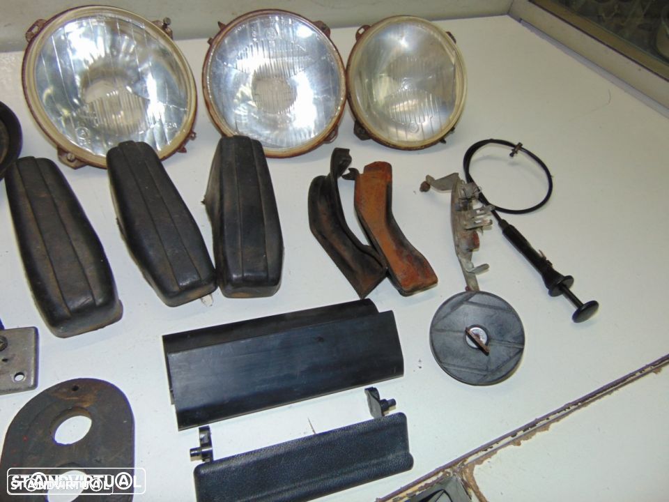 Renault 4L - Várias peças pequenas - 5