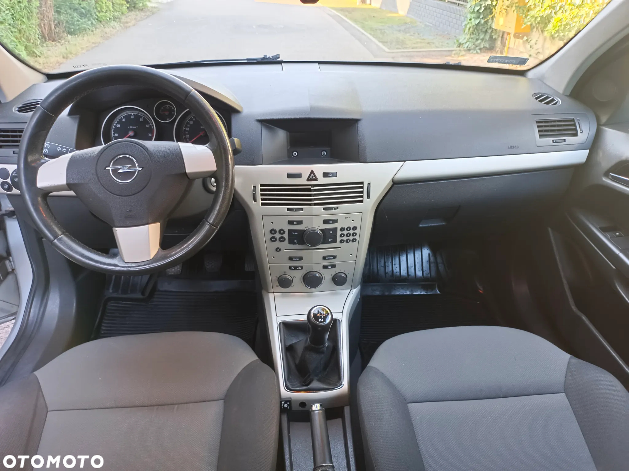 Opel Astra III 1.4 Enjoy - 12