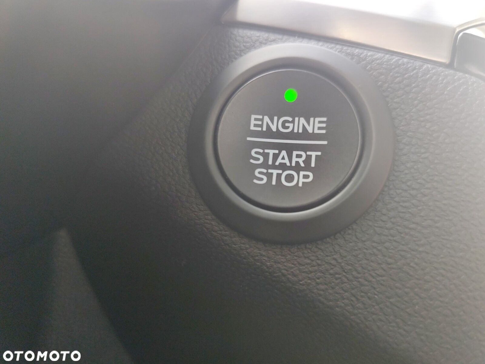 Ford Kuga - 24