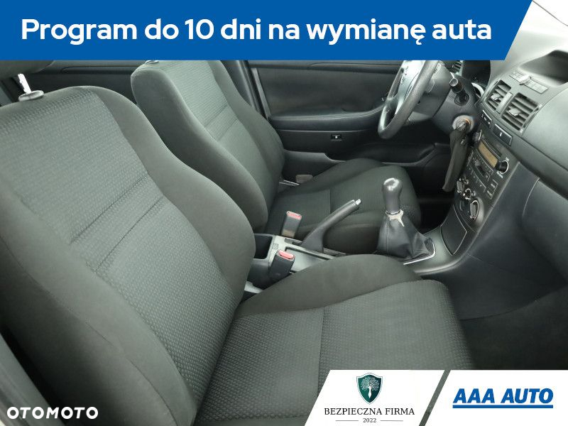Toyota Avensis - 8