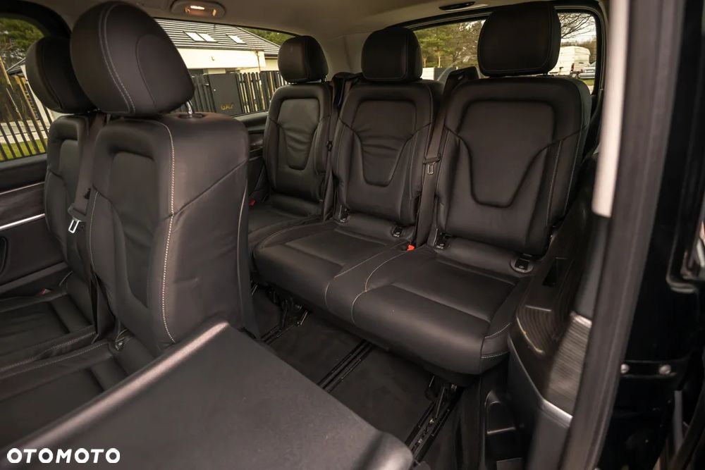 Mercedes-Benz Klasa V 300 d extralang 4Matic 9G-TRONIC Avantgarde - 24