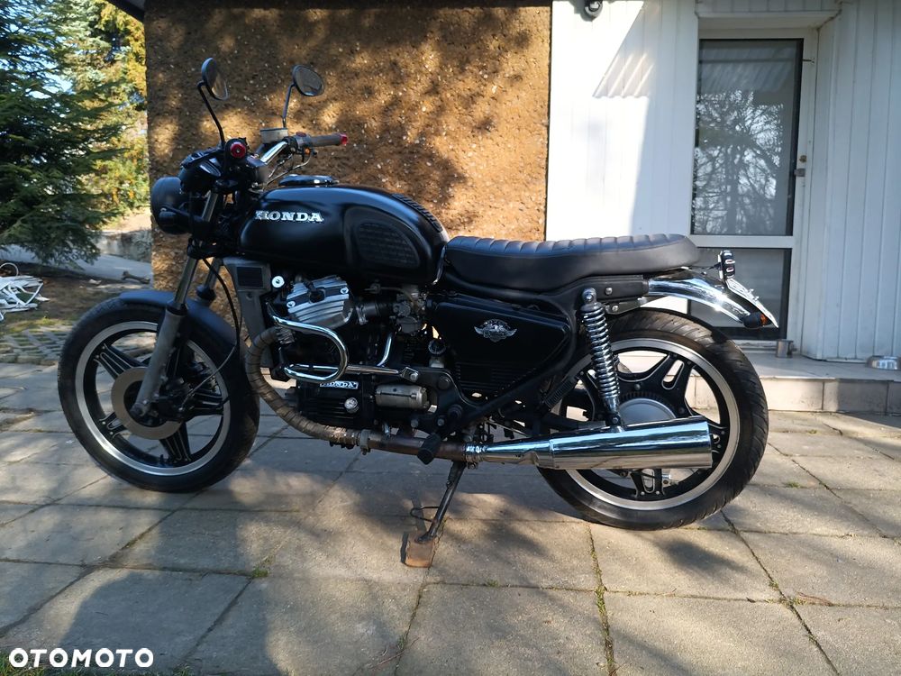 Honda CX - 11