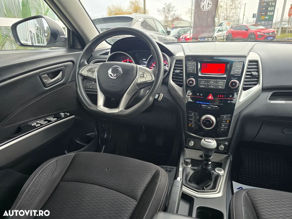 SsangYong Tivoli - 20