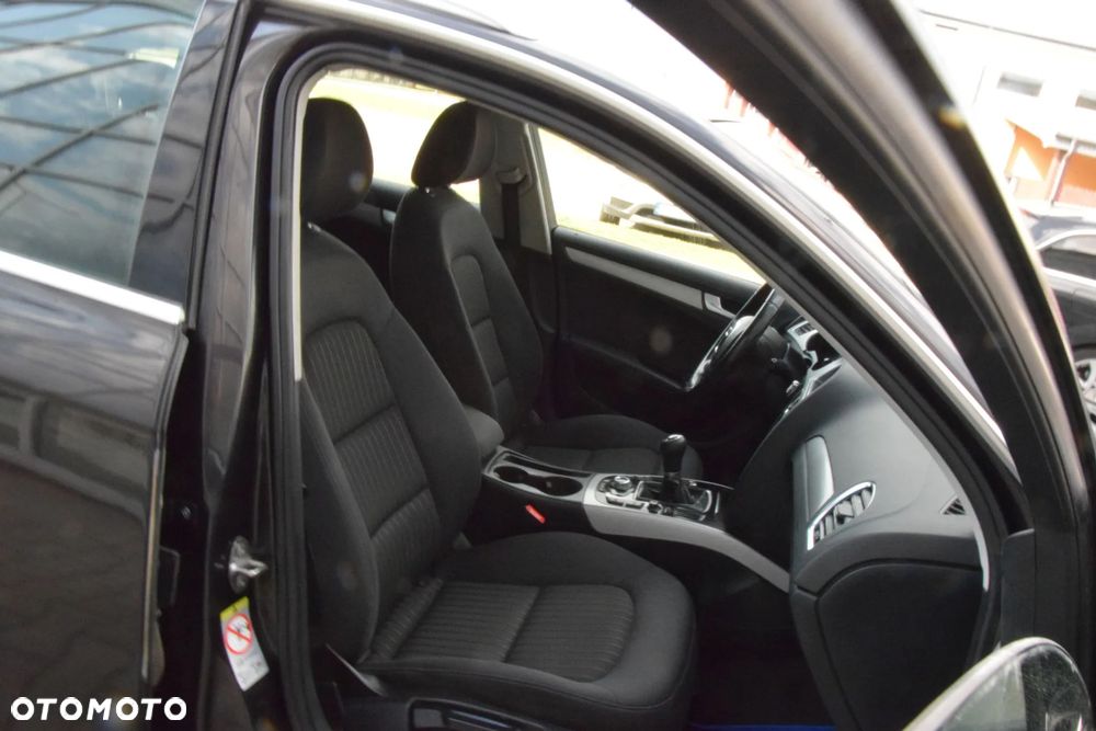 Audi A4 Avant - 25