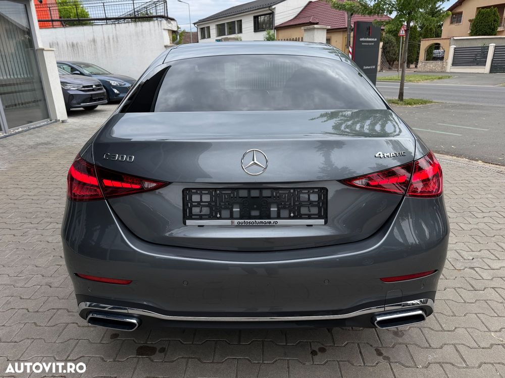 Mercedes-Benz C 300 4MATIC 9G-TRONIC AMG Line - 10