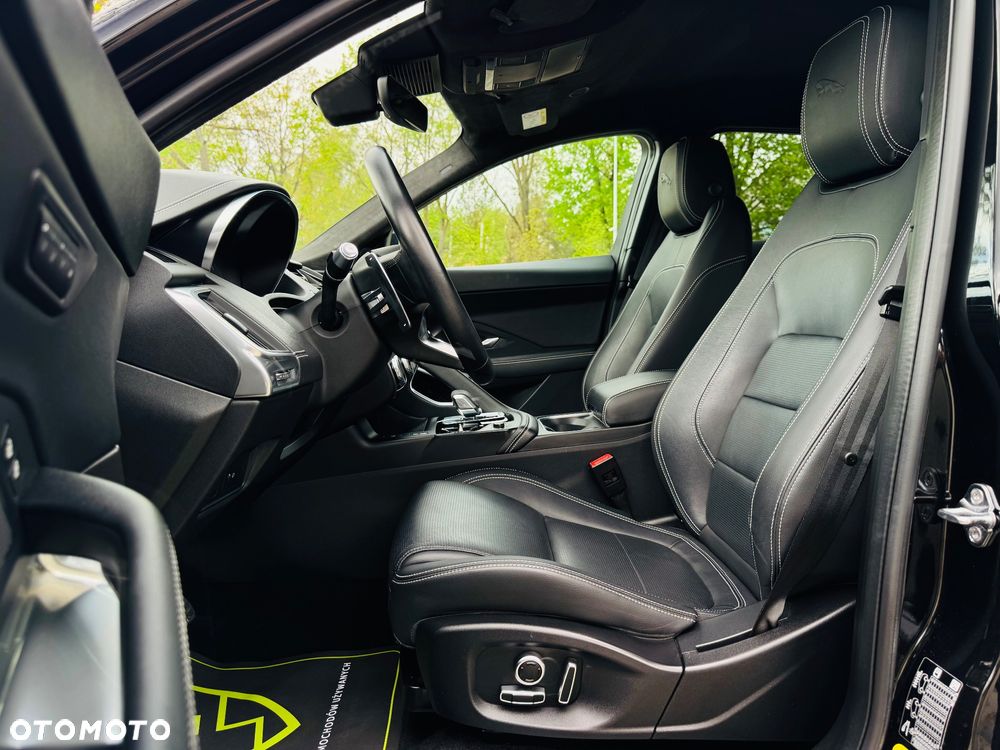 Jaguar E-Pace D165 AWD R-Dynamic HSE - 29