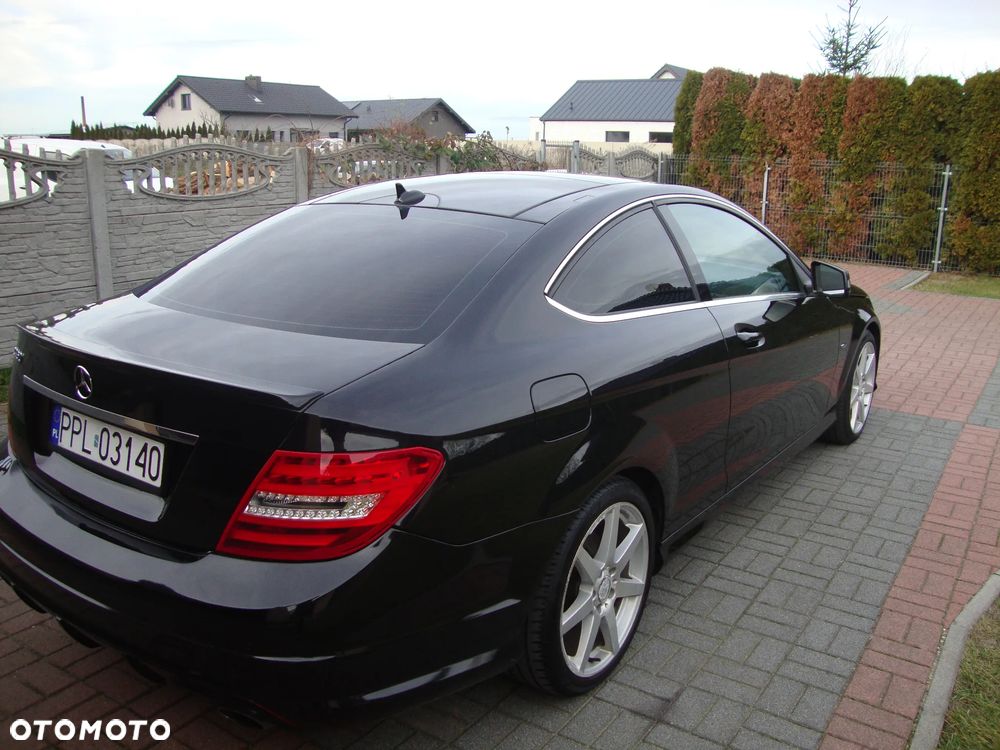Mercedes-Benz Klasa C 350 CGI BlueEff - 6