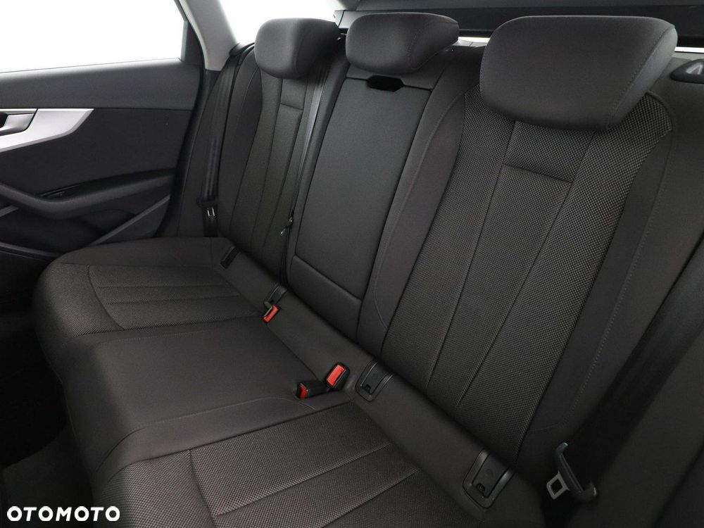 Audi A4 Avant 2.0 TDI S tronic - 18