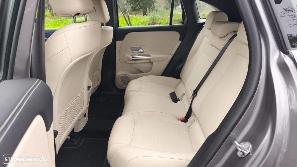 Mercedes-Benz EQA 250 - 11