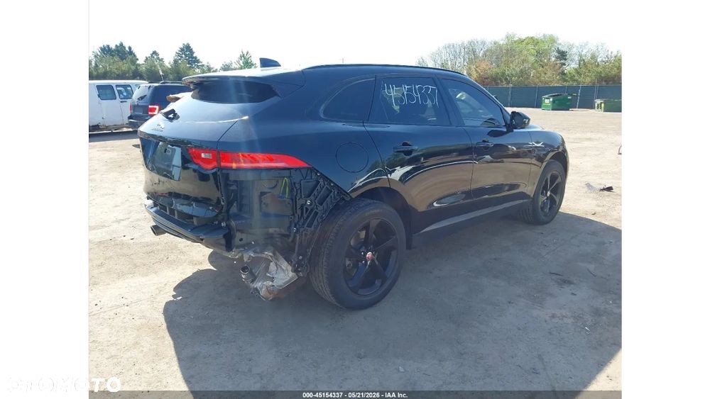 Jaguar F-Pace - 4