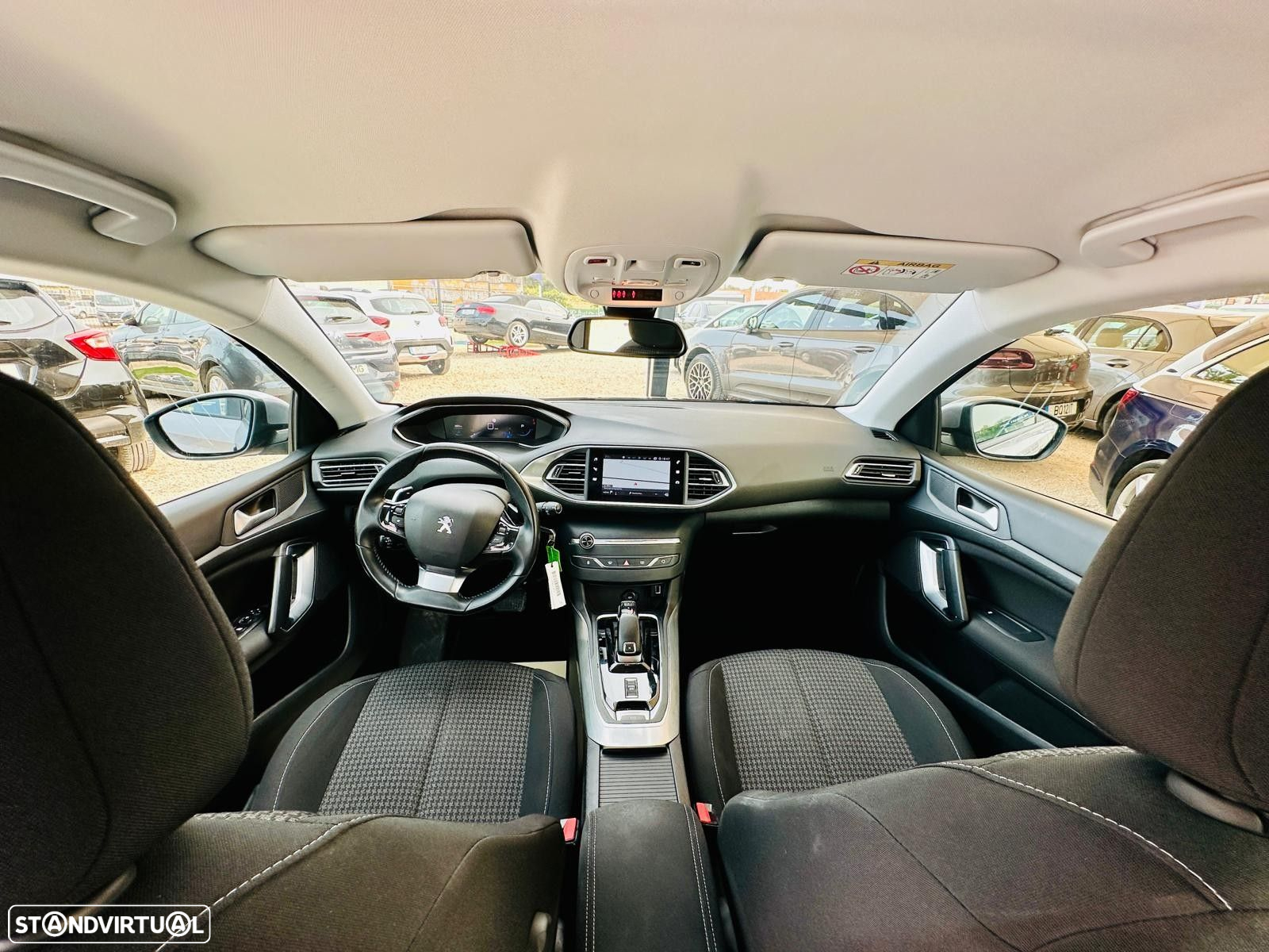 Peugeot 308 SW 1.5 BlueHDi Allure EAT6 - 11