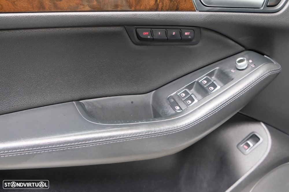 Audi Q5 2.0 TFSI Hybrid quattro Sport Tiptronic - 23