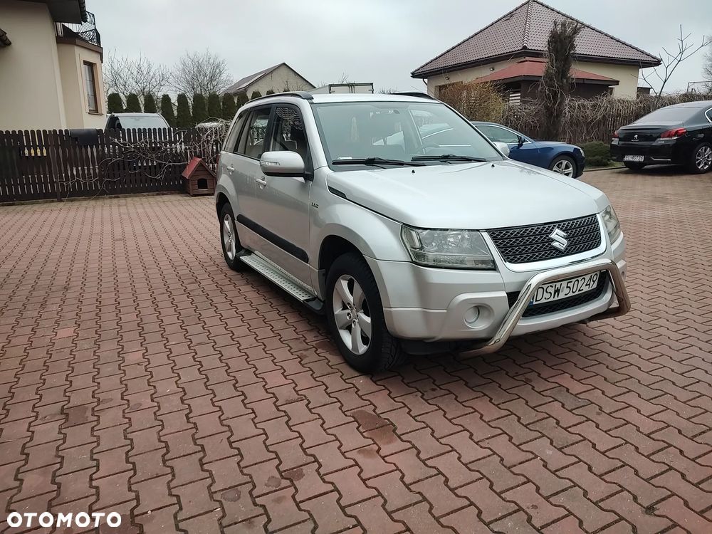 Suzuki Grand Vitara 1.9 DDiS Elegance EU5 - 3