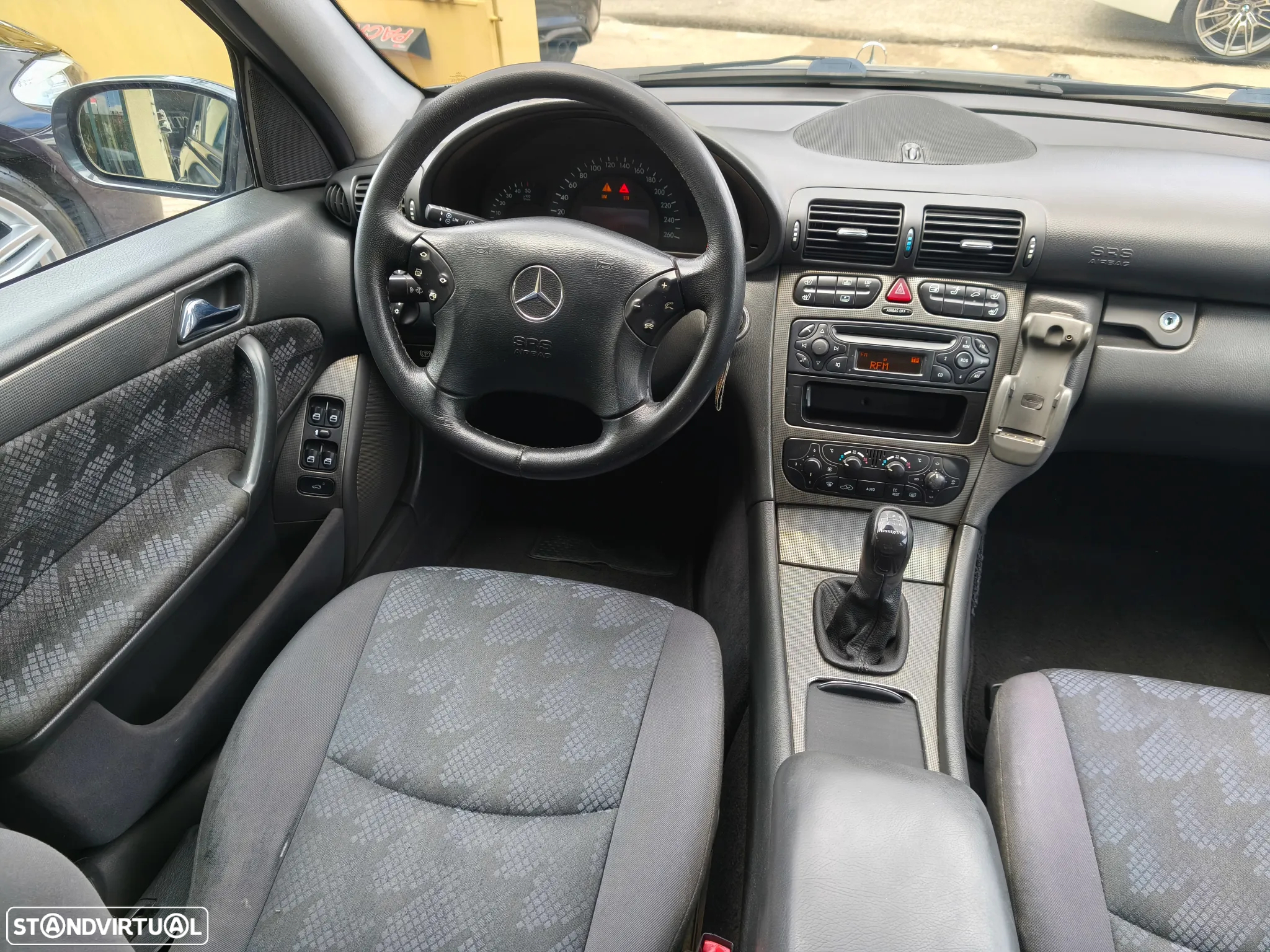 Mercedes-Benz C 220 CDi Avantgarde - 27