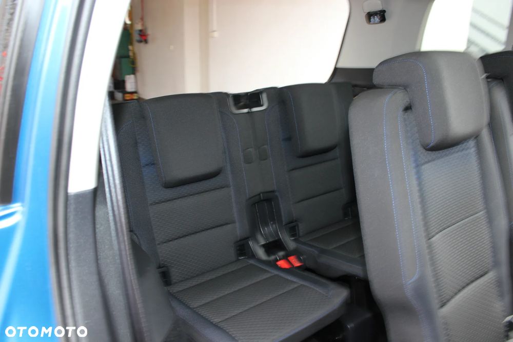 Volkswagen Touran 2.0 TDI BMT United - 31