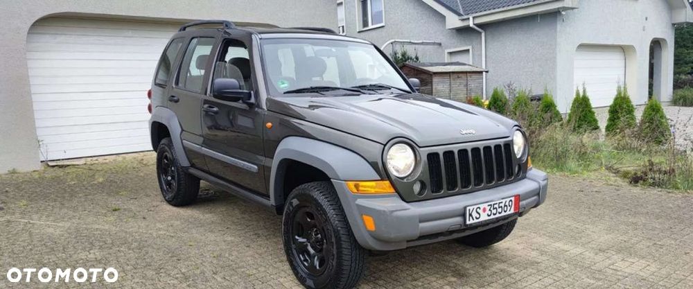 Jeep Cherokee 2.4 Sport - 26