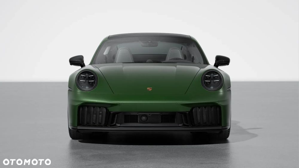 Porsche 911 Carrera T-Hybrid 4 GTS - 5