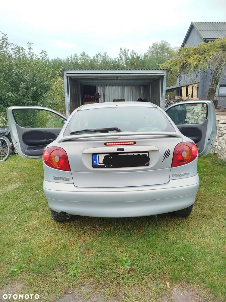 Renault Megane 1.6 - 7