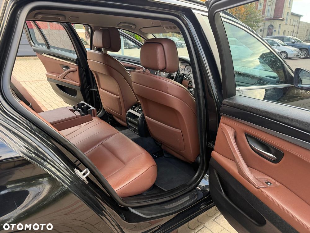BMW Seria 5 - 29