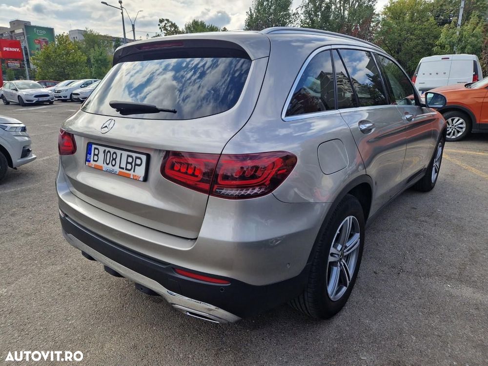 Mercedes-Benz GLC - 7