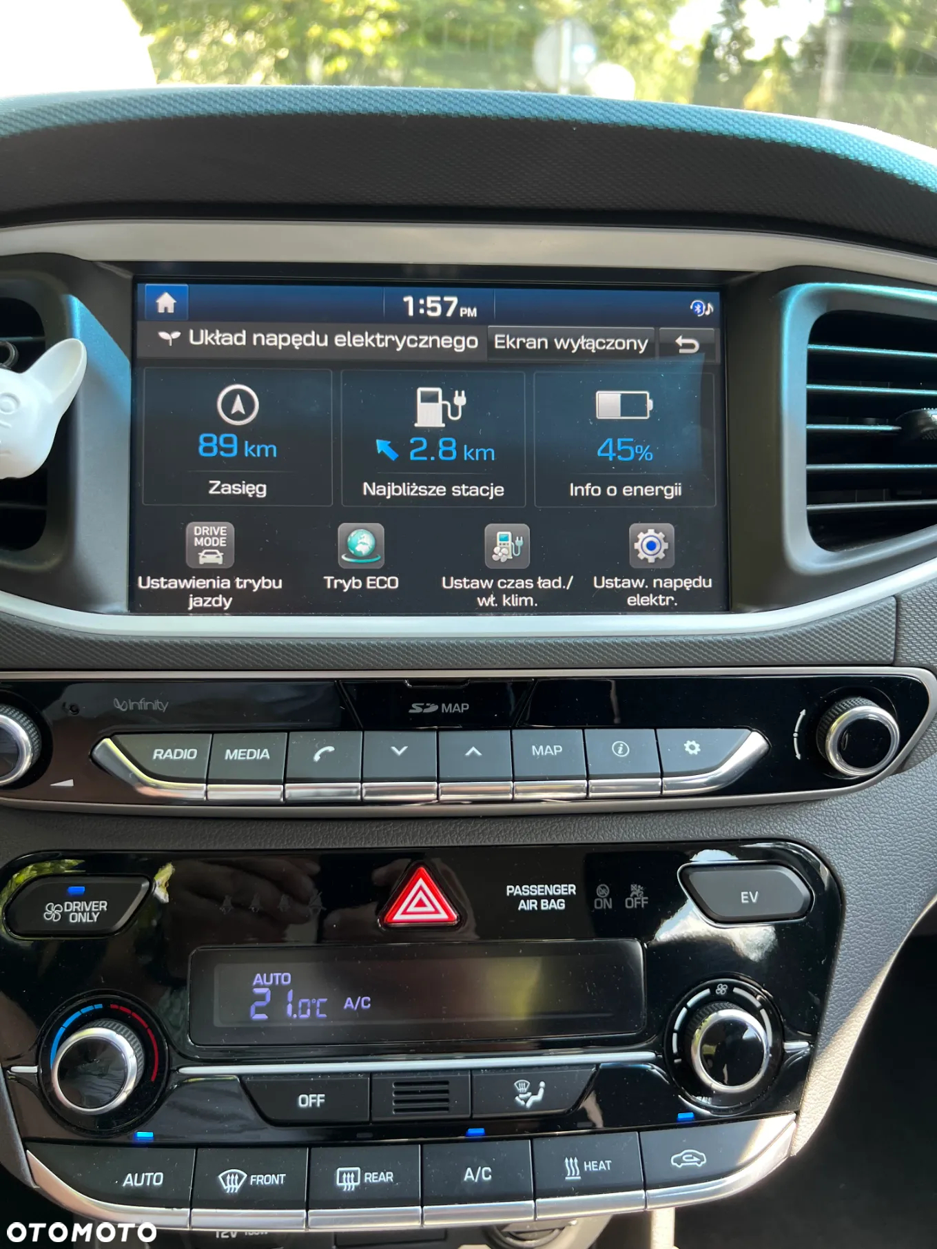 Hyundai IONIQ - 17
