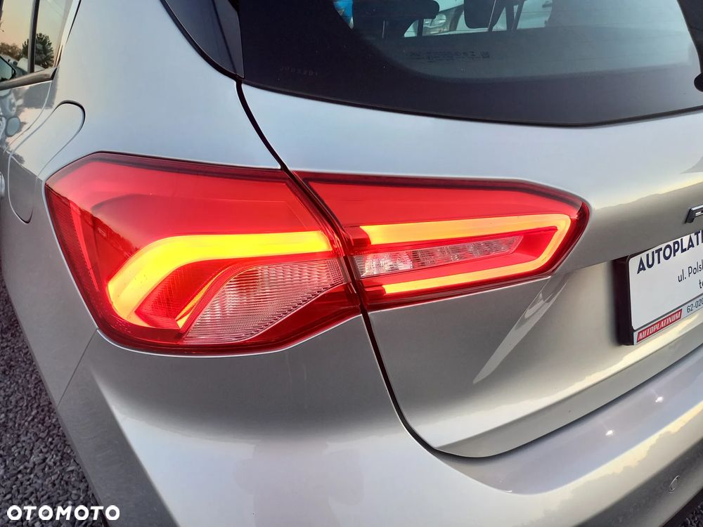 Ford Focus 1.5 EcoBlue STart-Stopp-System TITANIUM - 12